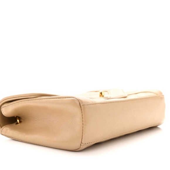 Chanel Diana Small Single Flap Beige Quilted Calf Leather Gold Plated Chain Bag - Picture 6 of 14